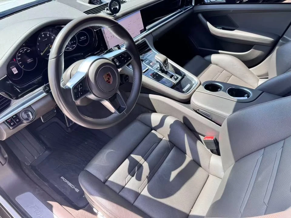 2018 Porsche 971 Panamera - Image 14 of 19