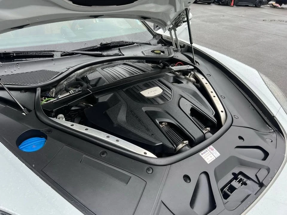 2018 Porsche 971 Panamera - Image 18 of 19