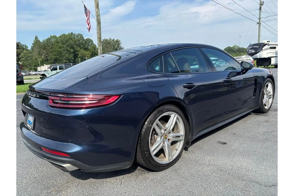 2018 Porsche 971 Panamera - Image 6 of 20