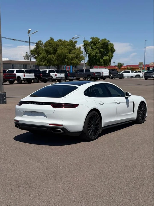 2018 Porsche 971 Panamera - Image 4 of 11