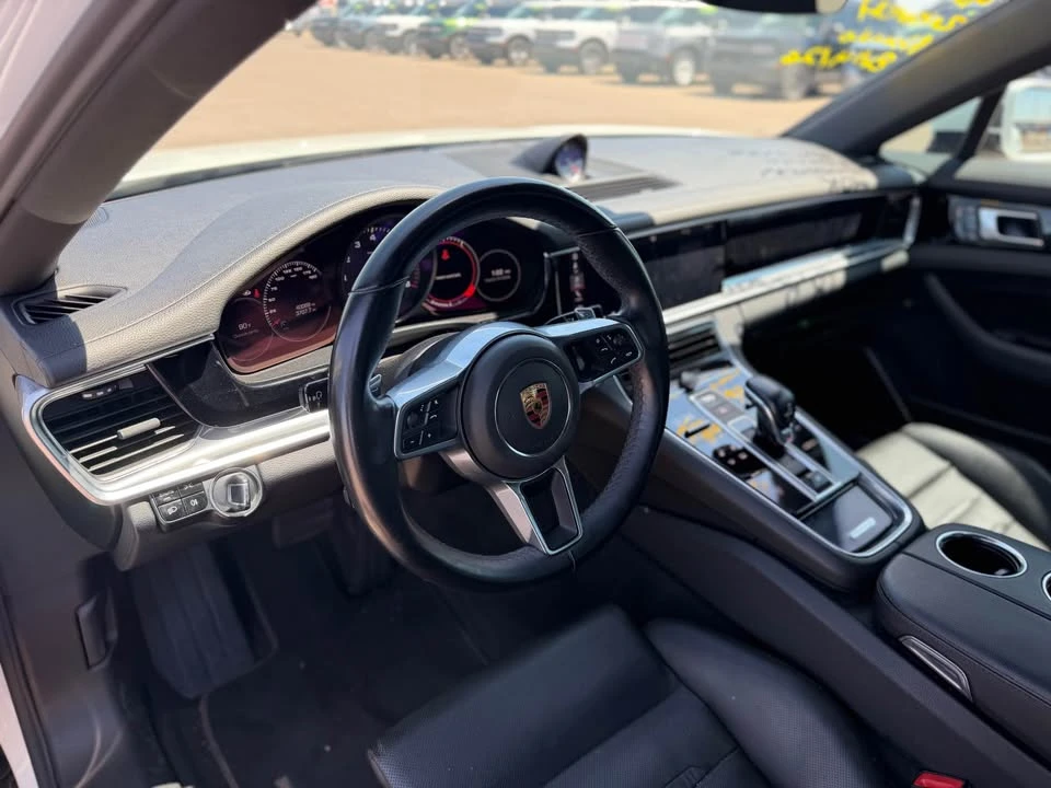 2018 Porsche 971 Panamera - Image 6 of 11