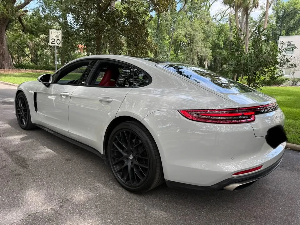 2018 Porsche 971 Panamera - Image 9 of 20