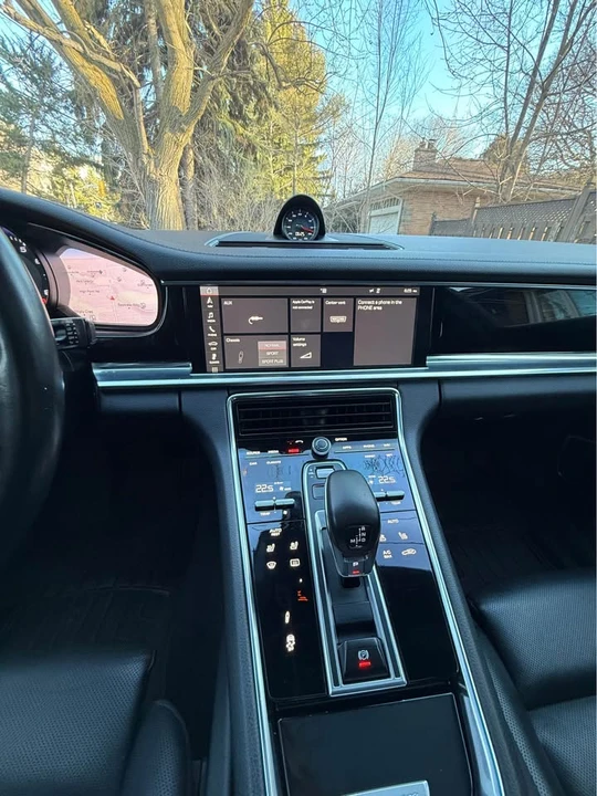 2018 Porsche 971 Panamera - Image 8 of 9