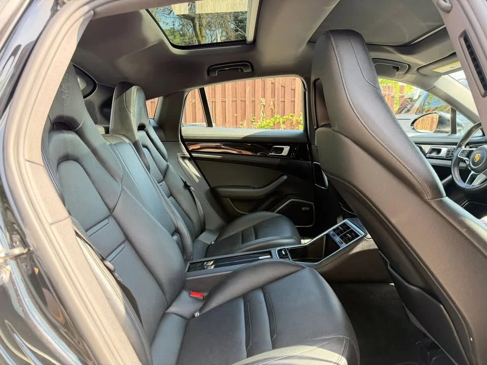 2018 Porsche 971 Panamera - Image 9 of 10