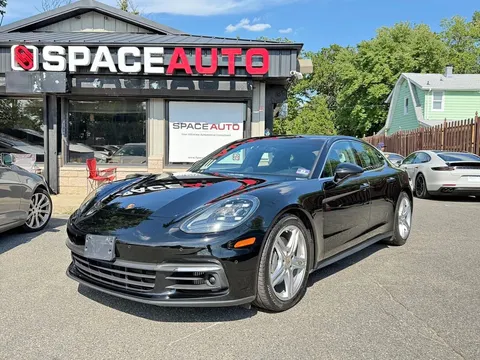 2018 Porsche Panamera 4S