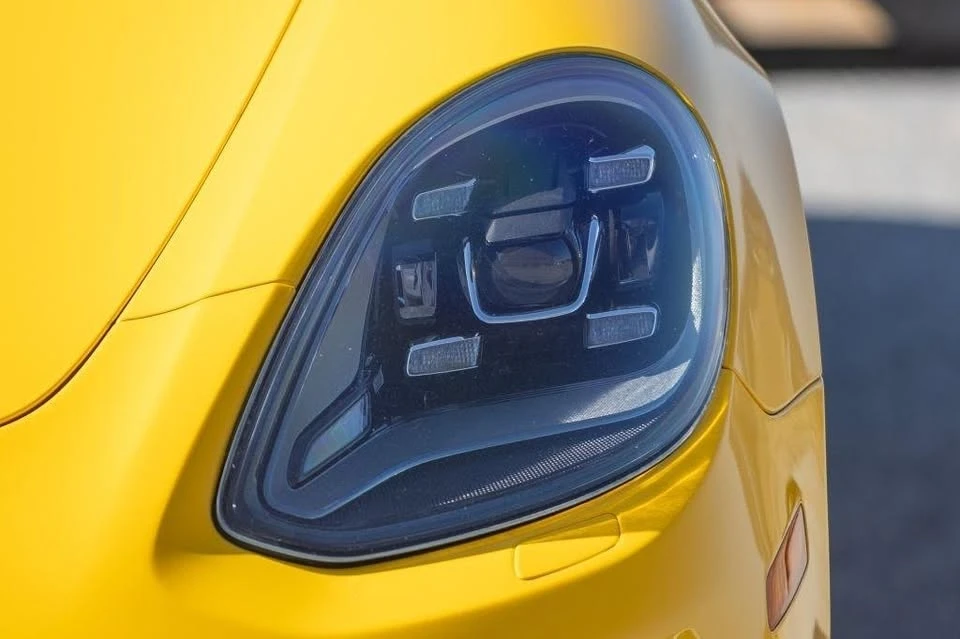 2018 Porsche 971 Panamera - Image 17 of 20