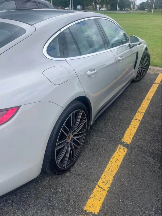 2018 Porsche 971 Panamera - Image 5 of 6