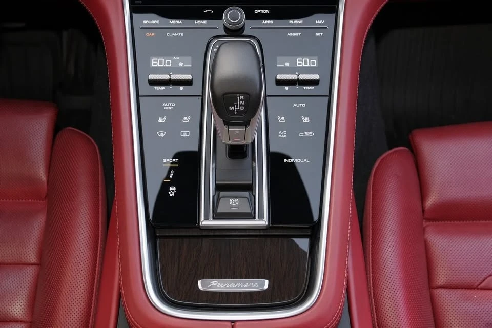 2018 Porsche 971 Panamera - Image 18 of 20