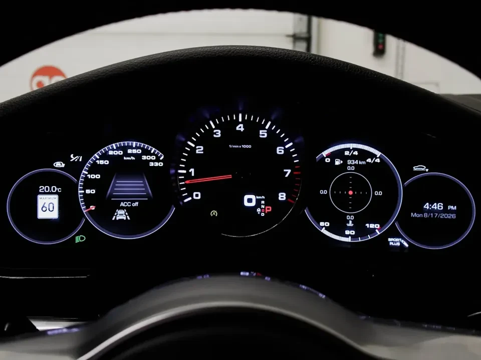 2018 Porsche 971 Panamera - Image 9 of 15