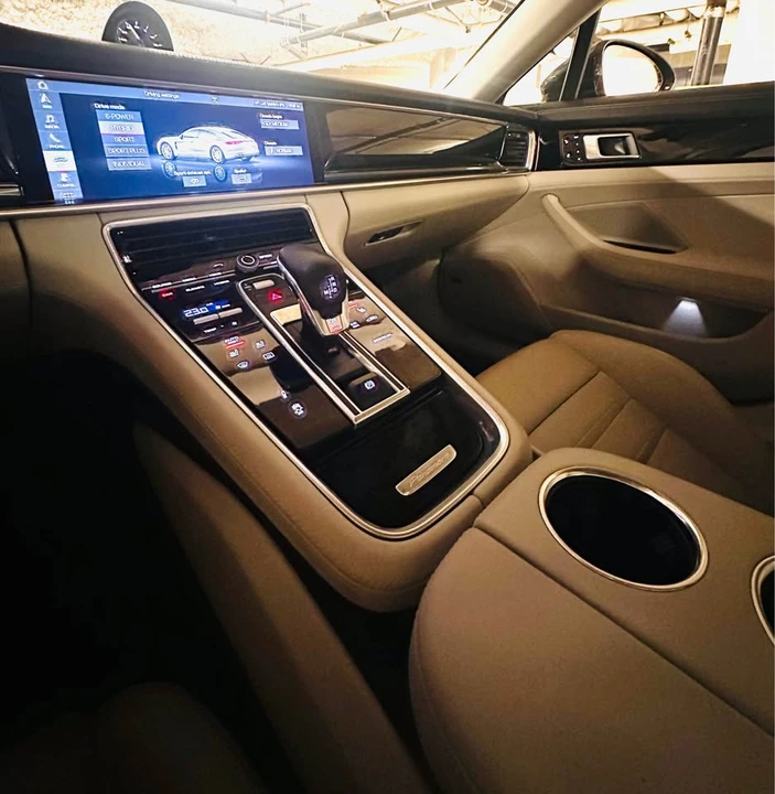 2018 Porsche 971 Panamera - Image 8 of 8