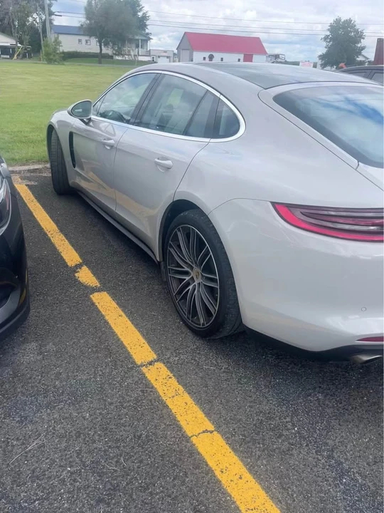 2018 Porsche 971 Panamera - Image 4 of 6