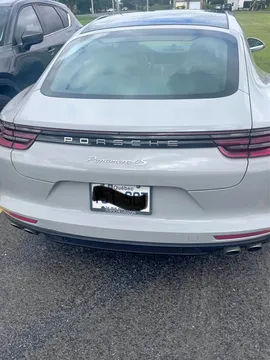 2018 Porsche Panamera 4S