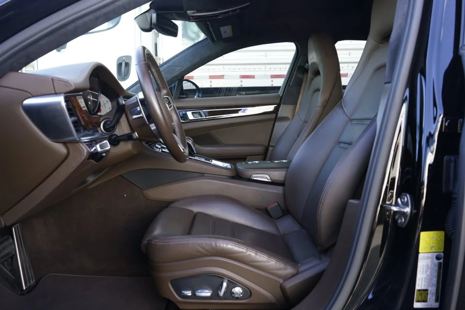 2018 Porsche 971 Panamera - Image 8 of 20
