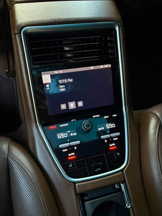 2018 Porsche 971 Panamera - Image 11 of 20
