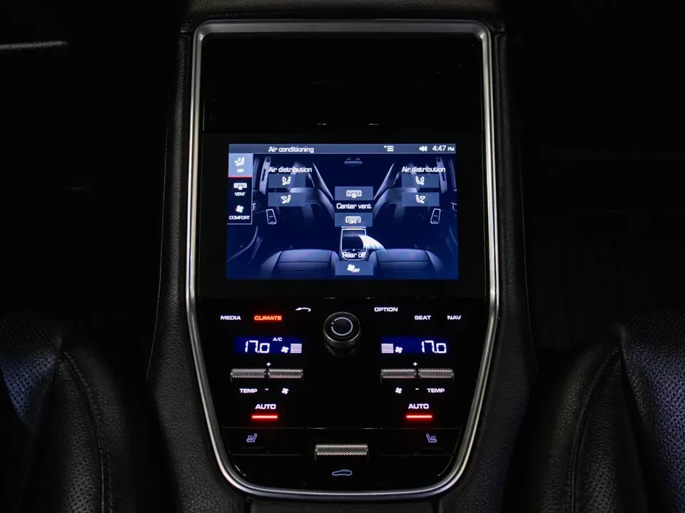 2018 Porsche 971 Panamera - Image 13 of 15