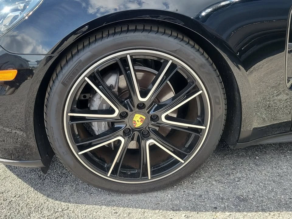 2018 Porsche 971 Panamera - Image 4 of 9