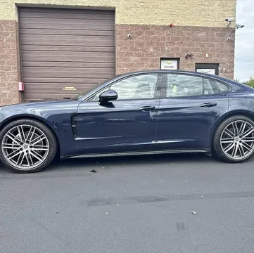 2018 Porsche Panamera 4