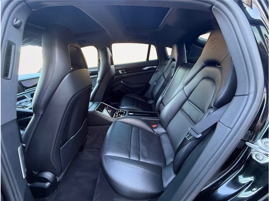 2018 Porsche 971 Panamera - Image 13 of 20