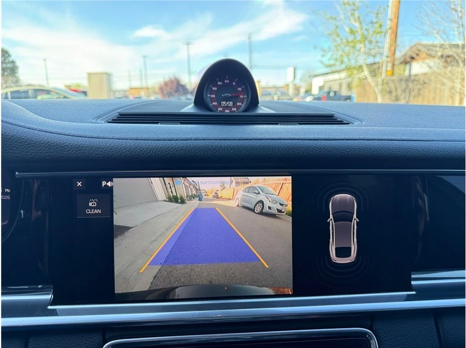 2018 Porsche 971 Panamera - Image 17 of 20