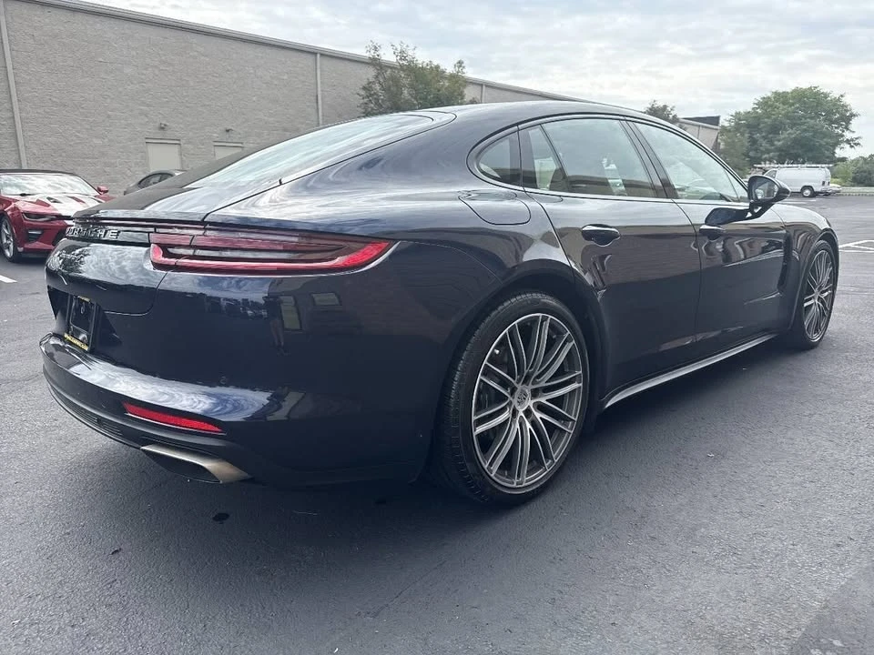 2018 Porsche 971 Panamera - Image 9 of 19