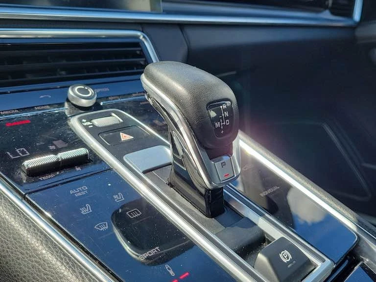 2018 Porsche 971 Panamera - Image 16 of 16