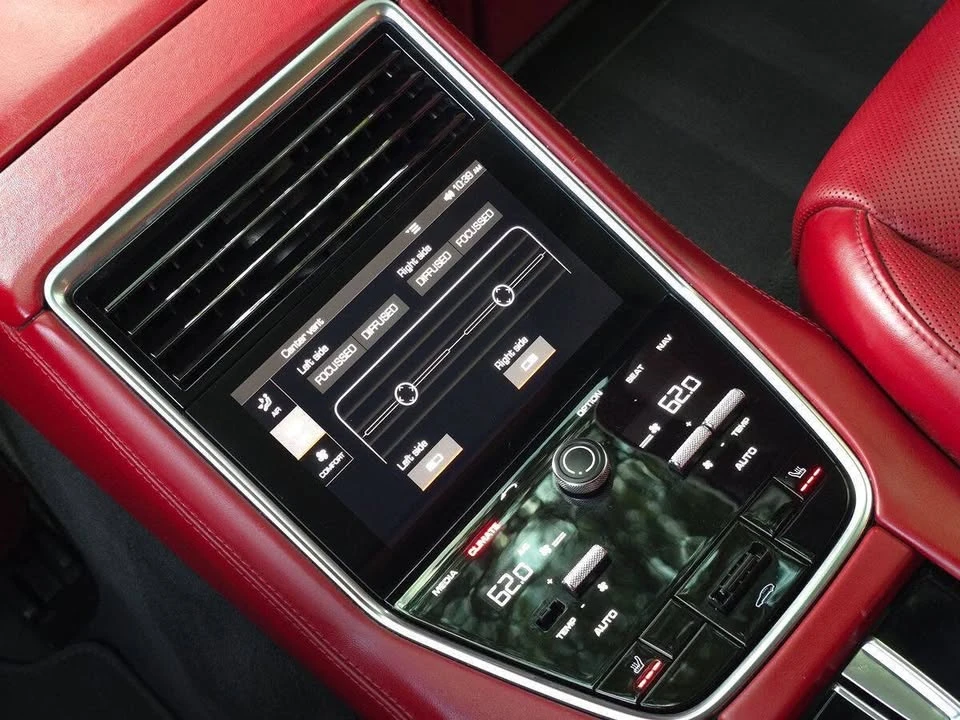 2018 Porsche 971 Panamera - Image 17 of 20