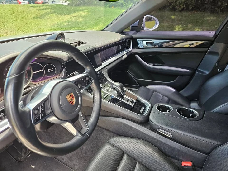 2018 Porsche 971 Panamera - Image 11 of 20