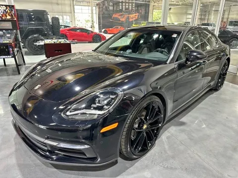 2018 Porsche Panamera