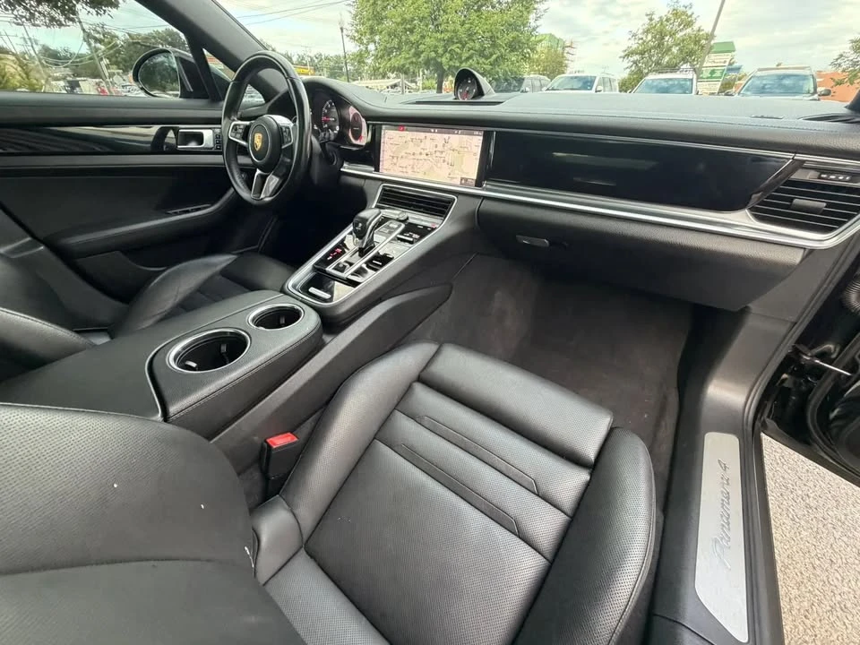 2018 Porsche 971 Panamera - Image 19 of 20