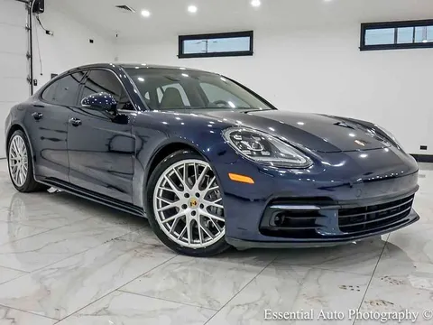 2018 Porsche Panamera 4