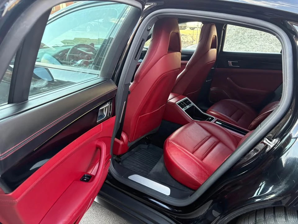2018 Porsche 971 Panamera - Image 16 of 17