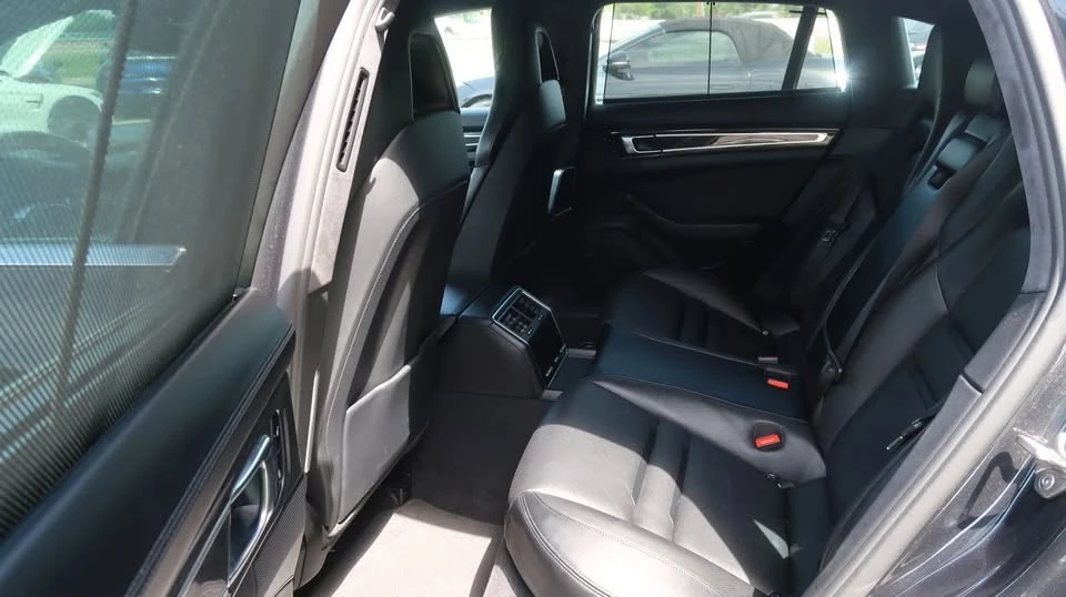 2018 Porsche 971 Panamera - Image 19 of 20
