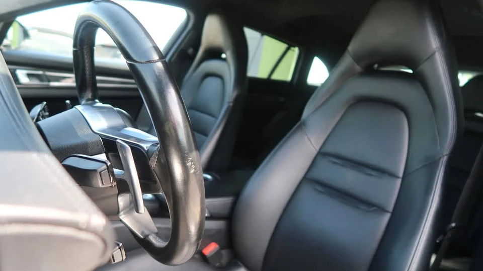 2018 Porsche 971 Panamera - Image 17 of 20