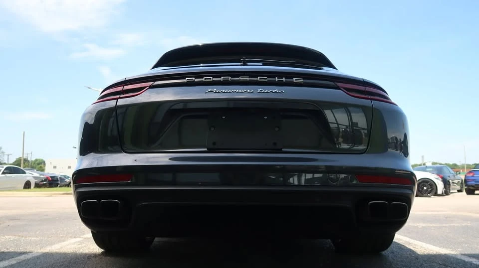 2018 Porsche 971 Panamera - Image 9 of 20