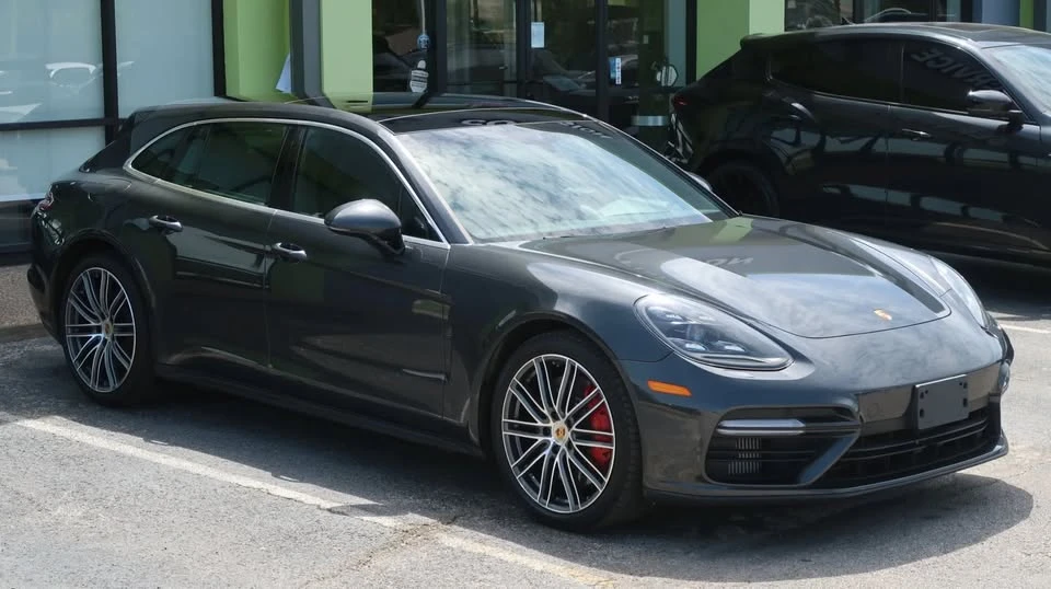 2018 Porsche 971 Panamera - Image 4 of 20