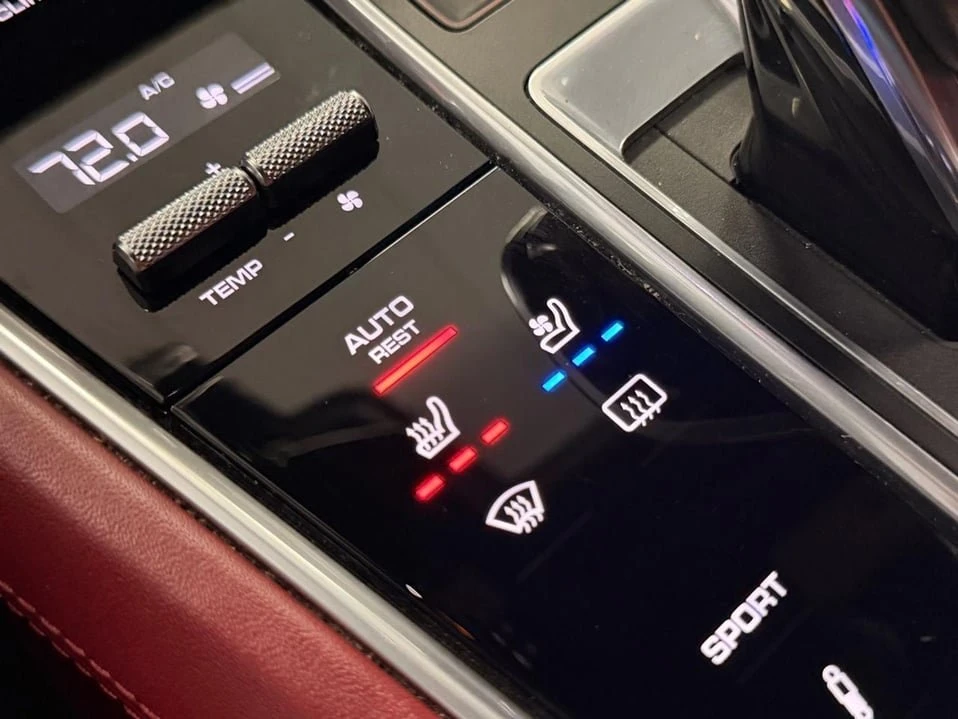 2018 Porsche 971 Panamera - Image 17 of 20