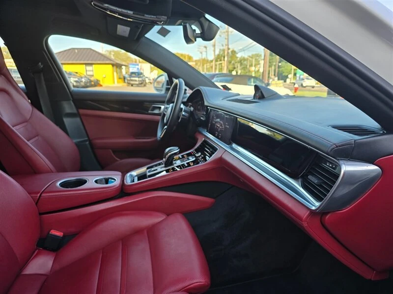 2018 Porsche 971 Panamera - Image 19 of 20