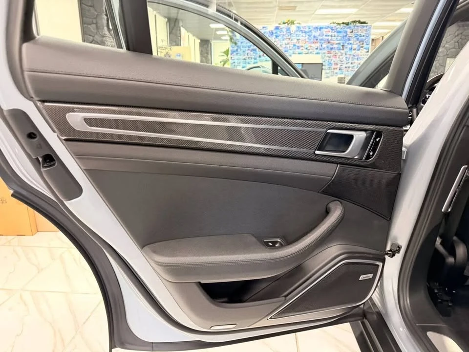 2018 Porsche 971 Panamera - Image 12 of 19