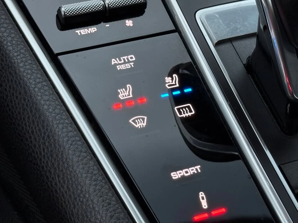 2018 Porsche 971 Panamera - Image 14 of 20