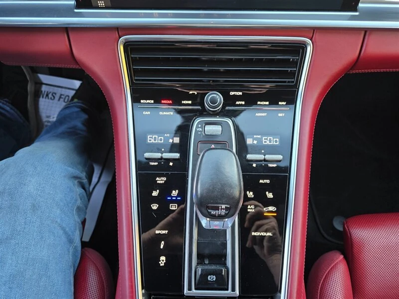 2018 Porsche 971 Panamera - Image 8 of 20