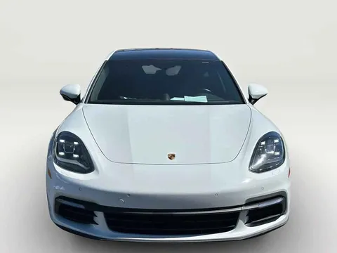 2018 Porsche Panamera
