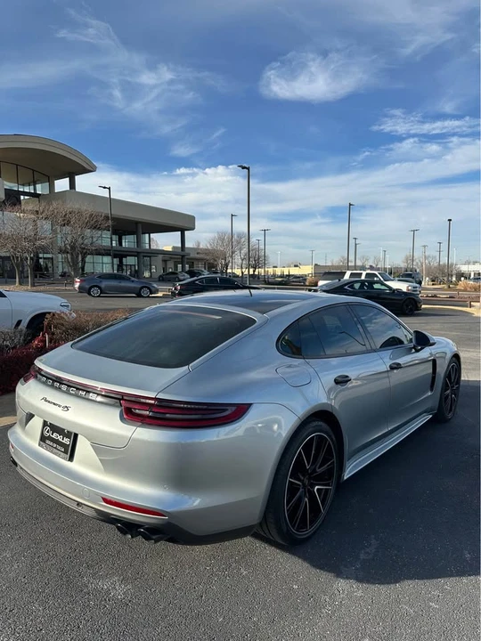 2018 Porsche 971 Panamera - Image 4 of 20