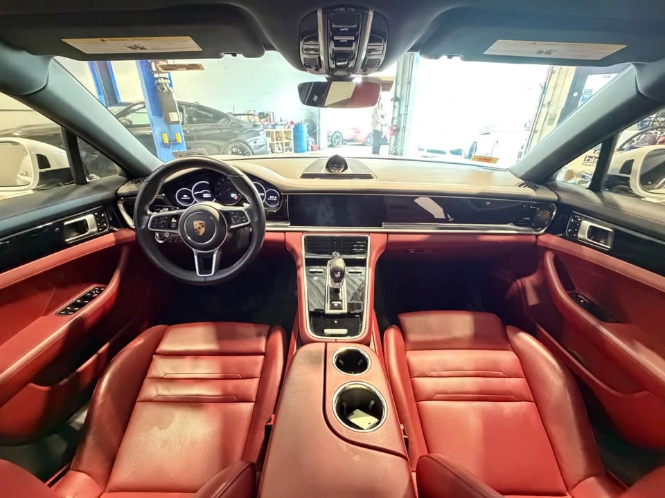 2018 Porsche 971 Panamera - Image 9 of 20