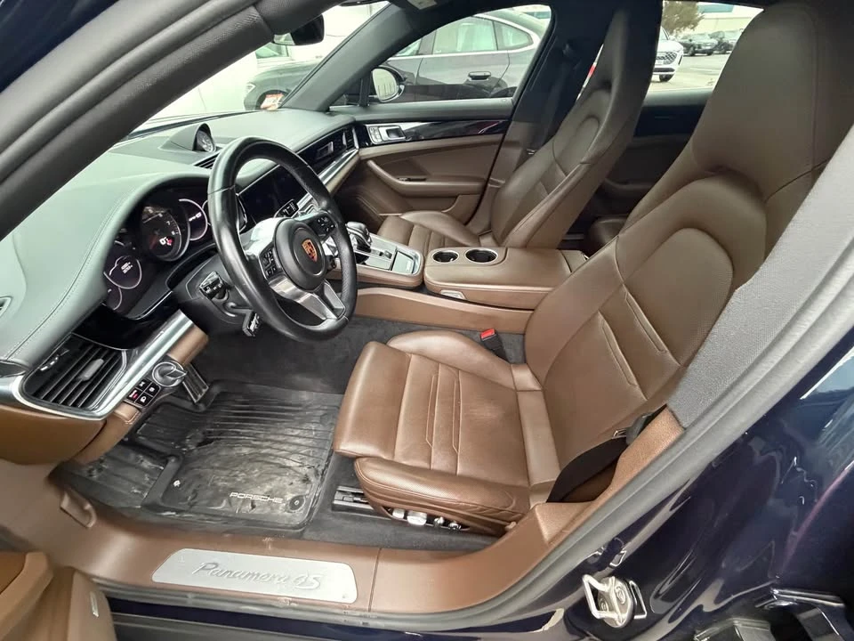 2018 Porsche 971 Panamera - Image 17 of 19