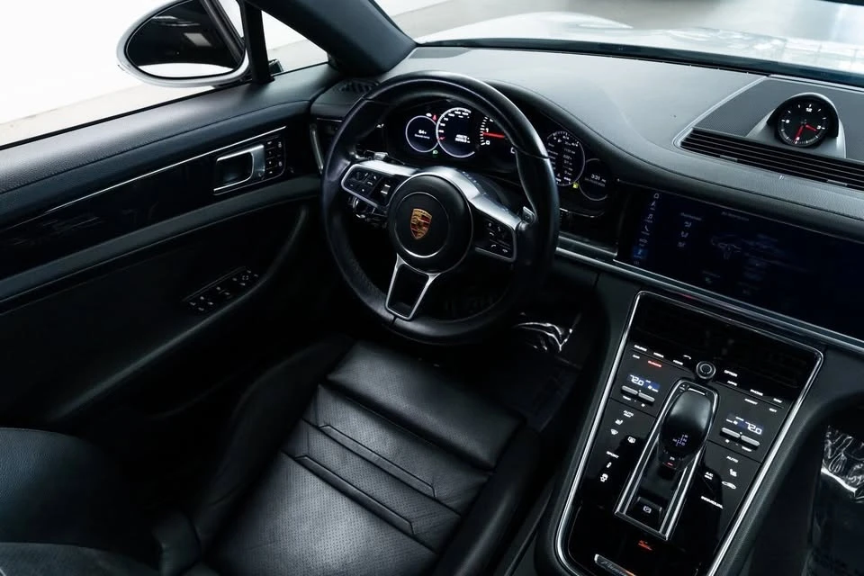 2018 Porsche 971 Panamera - Image 10 of 20