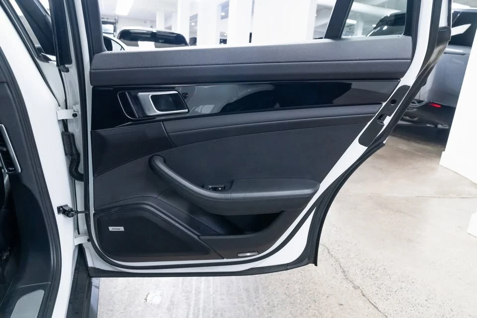 2018 Porsche 971 Panamera - Image 15 of 20