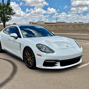 2018 Porsche Panamera Panamera
