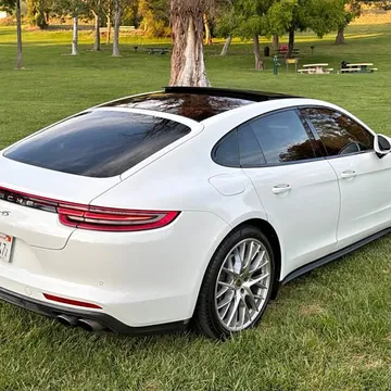 2018 Porsche Panamera 4S