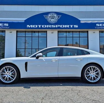 2018 Porsche Panamera Panamera