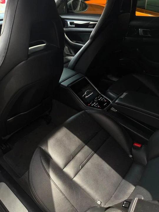 2018 Porsche 971 Panamera - Image 11 of 12